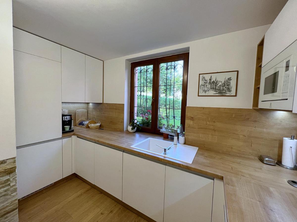 Apartman Stara Sasova Банска-Бистрица Экстерьер фото