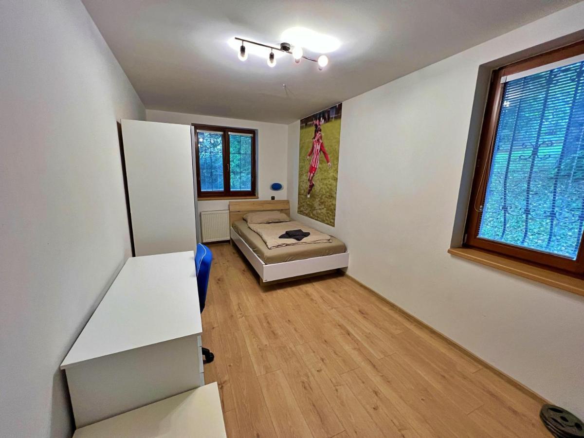 Apartman Stara Sasova Банска-Бистрица Экстерьер фото